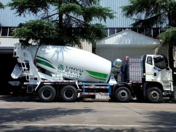 年后必看！新能源攪拌車保養(yǎng)全攻略，助您開工！